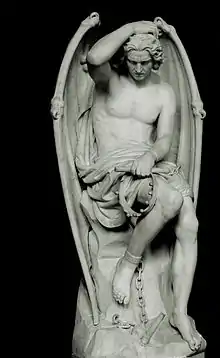 statue représentant l'ange déchu enchaîné