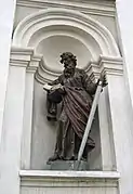 Statue de Saint Paul (en façade)