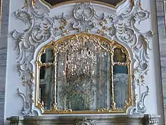 Décor de style rococo, dérivé des rinceaux. Château de Ludwigsbourg, Allemagne, première moitié du XVIIIe siècle.