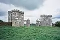 Château de Lulworth, lodges triangulaires