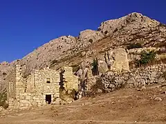 Maisons ruinées à Occi.