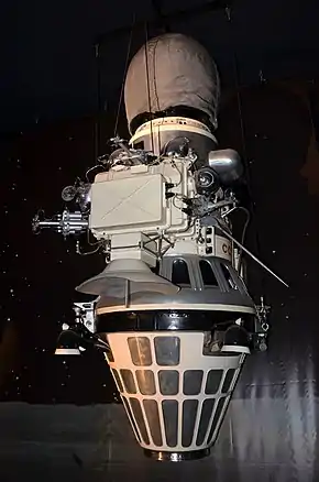Description de l'image Luna 9 Musee du Bourget P1010505.JPG.