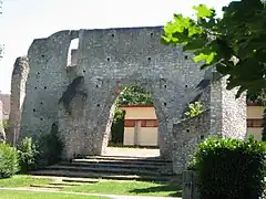Ruines du moulin de Roziau, XVe siècle, Lunery.