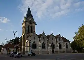 L'église de Lusigny-sur-Barse en 2007.