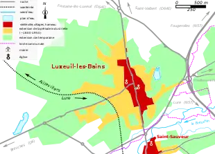 Vue d'une carte en couleur représentant les étapes de développement du bâti d'une ville.
