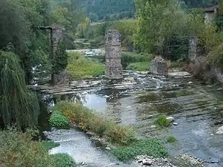 Le Nervion / eu:Nerbioiau vieux pont de Luyando / eu:Luiaondo