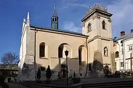 Église de tous les saints classée.