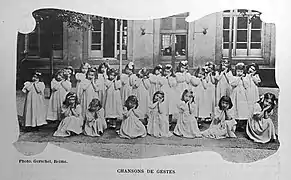 Fête d'école du lycée de jeunes filles en 1904.