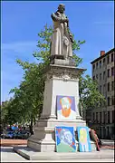 Statue de Jacquard place de La Croix-Rousse à Lyon.