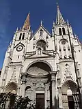 Façade de l'église Saint-Nizier