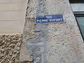 Voir la plaque.