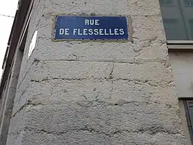 Voir la plaque.