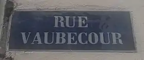 Voir la plaque.