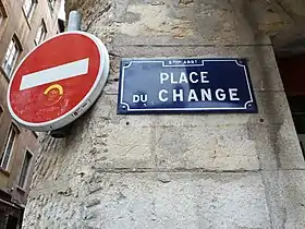 Voir la plaque.