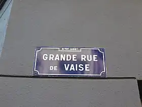 Voir la plaque.