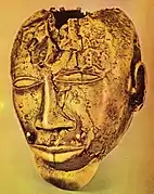Masque en or ayant appartenu au roi Kofi Kolkalli