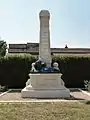 Monument aux morts communal.