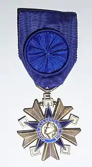 Médaille Officier dans l'ordre national de la santé publique