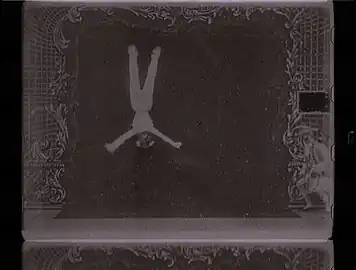 Photogramme de La Femme volante, film réalisé par Georges Meliès, 1902.
