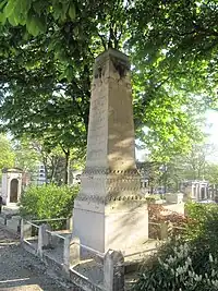 Le mémorial aux otages tués durant la Commune de Paris.