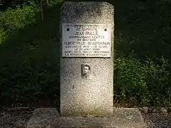 Monument érigé sur le lieu de découverte du corps de Jean Bulle.