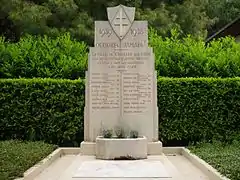 Stèle en hommage aux fusillés du 20 juin 1944.