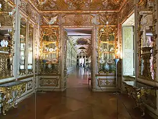 Salle des porcelaines.