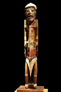 Mannequin funéraire. Os, bois, pâte végétale, pigments, coquillages. H. 150 cm. Papouasie-Nouvelle-Guinée. Nouvelle-Irlande. 1900-1950