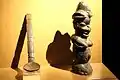Cuillère et statuette Kissi (Musée des Arts africains, océaniens et amérindiens)