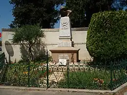 Vue du monument aux morts.