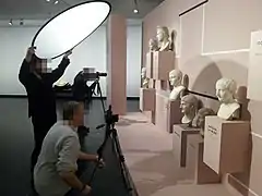 Wikipédiens photographes travaillant dans l'exposition