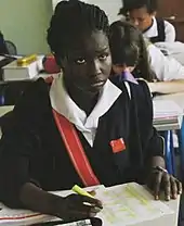 Une élève de la Maison d'éducation de la Légion d'honneur aux Loges.