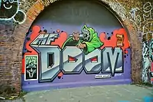 Une fresque représentant MF DOOM à Deptford, Londres