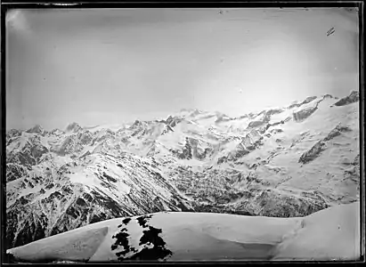 Luchon, au sommet du Céciré : vallée du Lys, sans date.