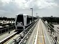 Le MIA Mover reliant l'aéroport à la gare centrale de Miami.