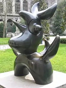 Sculpture de Miró.