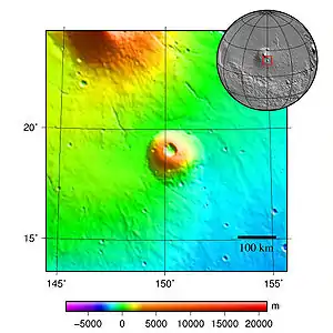 Albor Tholus, au sud d'Elysium Planitia, est un « petit » stratovolcan de 160 km de diamètre et 4,5 km de haut pourvu d'une grande caldeira de 30 km de diamètre pour 3 km de profondeur.
