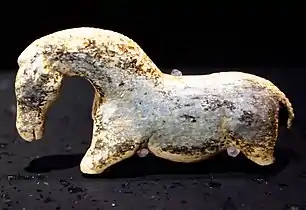 Sculpture représentant un cheval, Aurignacien, Grotte de Vogelherd, Allemagne