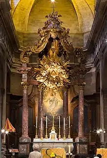 Garniture de l'autel de la basilique St Sauveur de Rennes