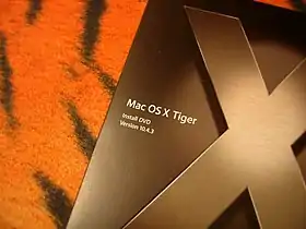 Emballage DVD d'installation du système d'exploitation Mac OS X Tiger 10.4