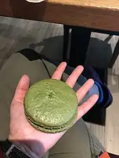 Macaron à l'aéroport Paris-Charles de Gaulle