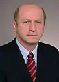 Maciej PłażyńskiDéputé, président de l’Association « Communauté polonaise », avocat, voïvode de Gdansk (1990-1996), président de la Diète (1997-2001) [62]