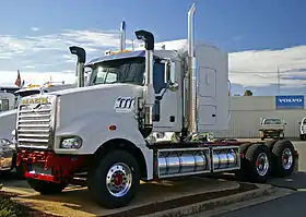 Mack Superliner.