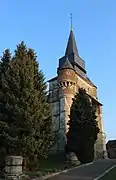 L'église fortifiée.