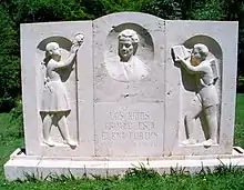 Monument à l'écrivaine Elena Fortún, de José Planes.