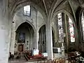 Collatéral sud, grandes arcades, vue vers le nord.