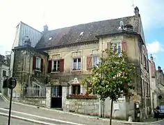 L'ancien hôtel-Dieu.