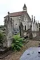 Cimetière et chapelle.