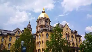 L'Université Notre-Dame.