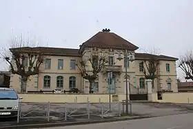 Neuville-les-Dames